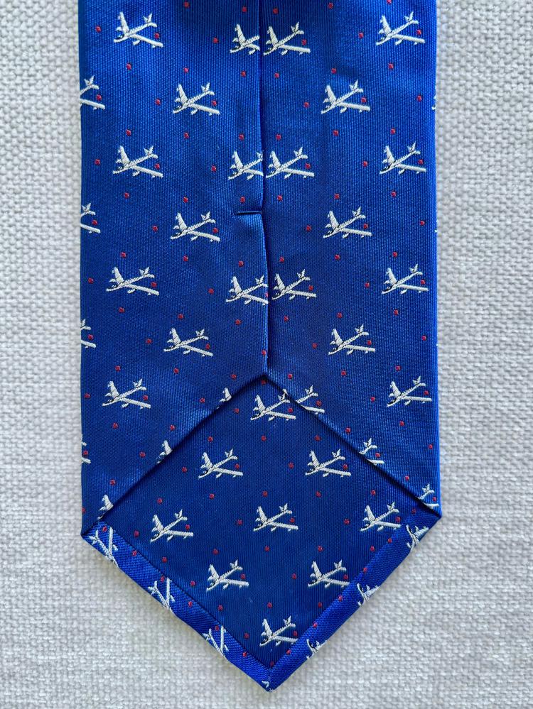 B47 Stratojet silk tie detail 4